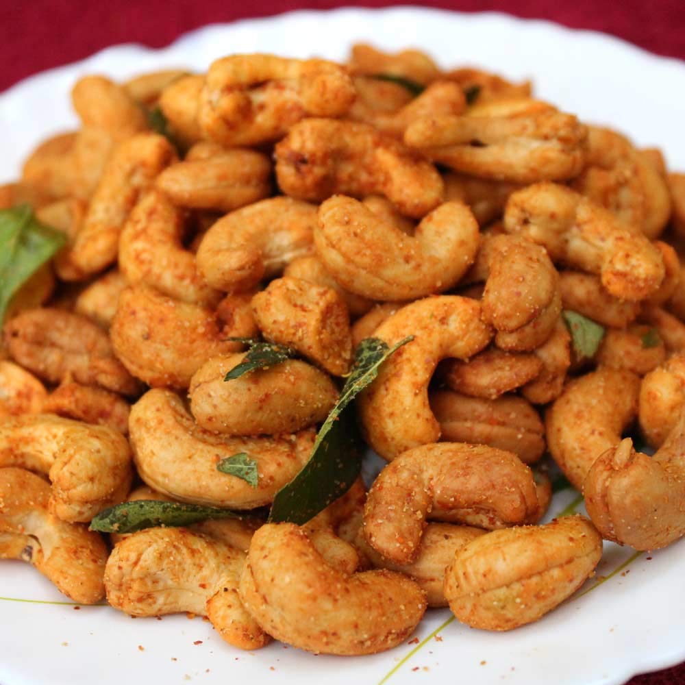 Naturogin Fried Spicy Hot Kaju
