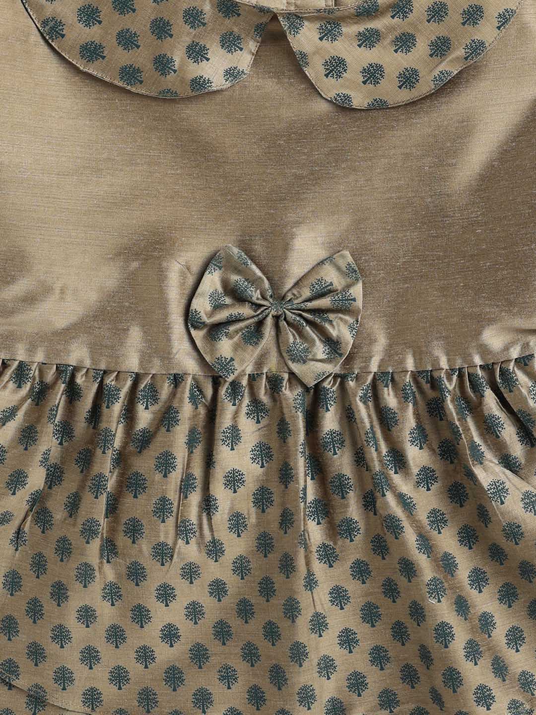 VASTRAMAY Dogs' Chiku Printed Flared Frock With Attached Bow