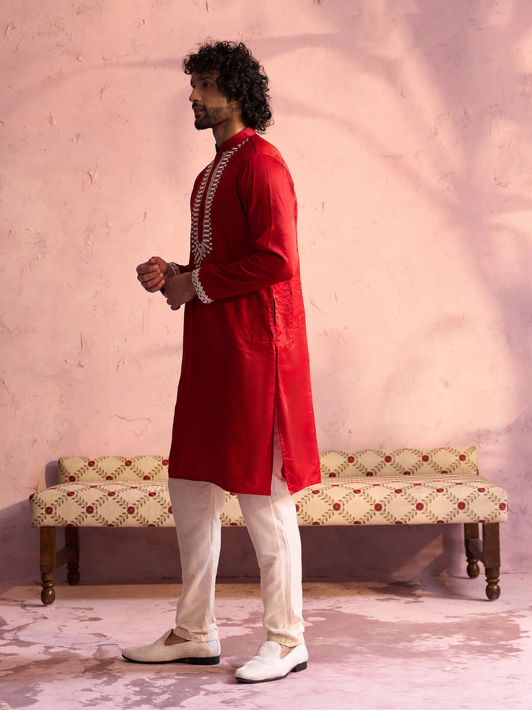 VASTRAMAY Men's Red Silk Blend Machine Embroidered Kurta Pyjama