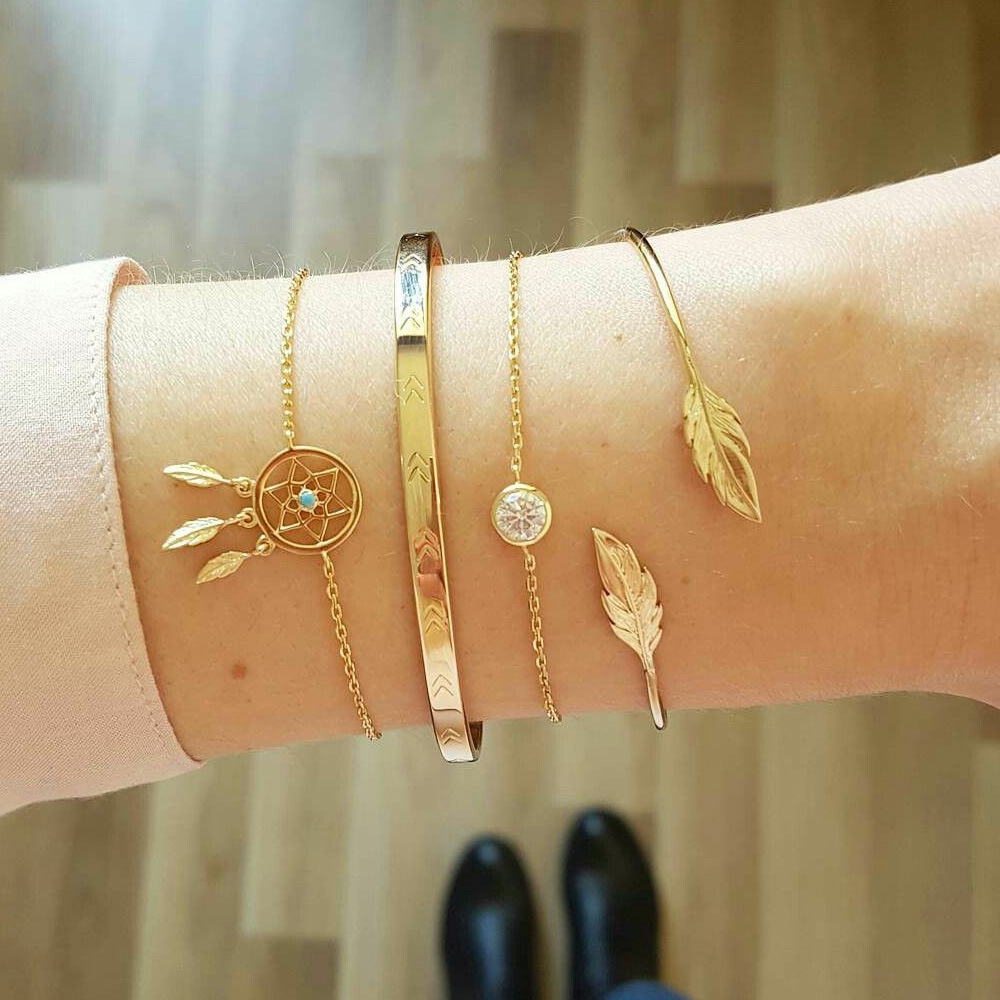 Vembley Leaf Multi Design Cuff Bracelet Set (Golden)