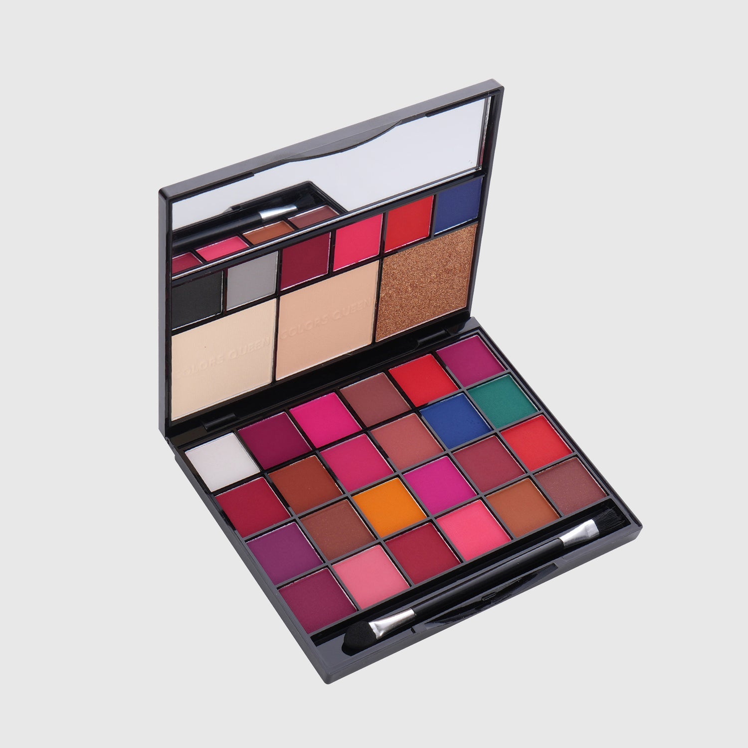 Colors-Queen-Swag-Makeup-Kit-–-30-Eyeshadow-Convenience-&-Style