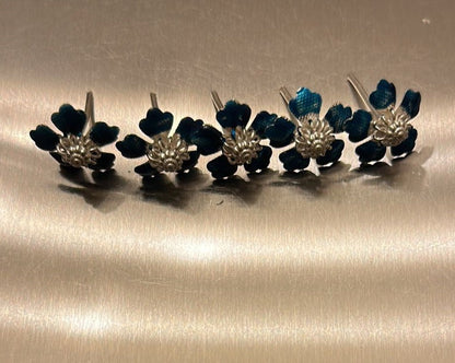 Pure Silver Blue Colour Flowers 5 Pcs 11g - PUSHMYCART