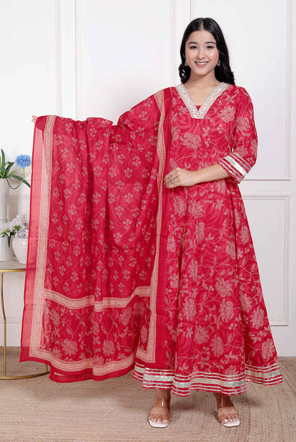 Miravan Women's red Embroidered Anarkali Kurta and Dupatta