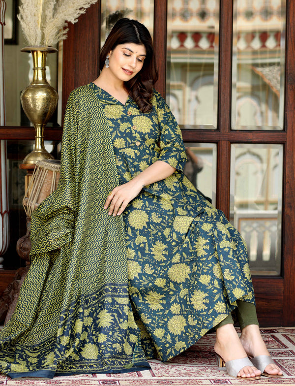 Miravan Women's Green Pure Cotton Printed Anarkali Kurta With Gold Print Dupatta
