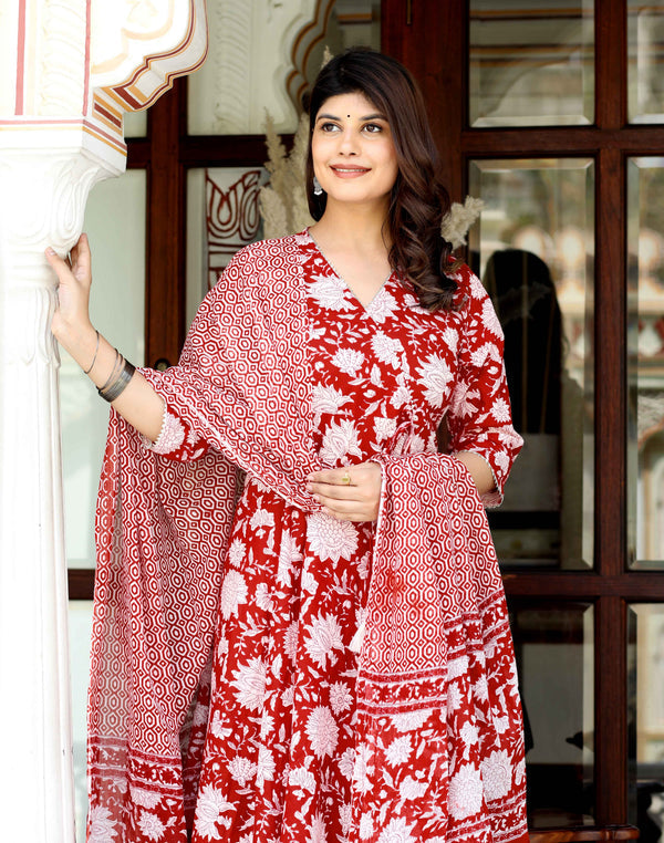 Miravan Women's Red Cotton Floral Printed Anarkali Kurta With Dupatta