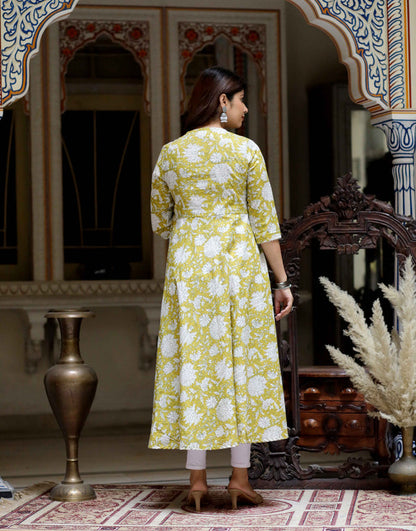 Miravan Women's Yellow Cotton Floral Print Anarkali Kurta With Dupatta