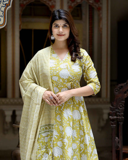 Miravan Women's Yellow Cotton Floral Print Anarkali Kurta With Dupatta