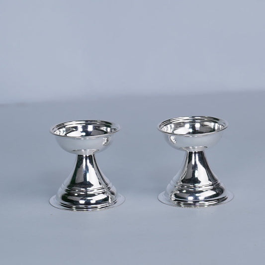 Pure Silver Plain Diya Pair Grams:44