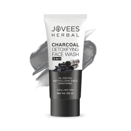 Jovees Activated Charcoal Detoxifying Face Wash