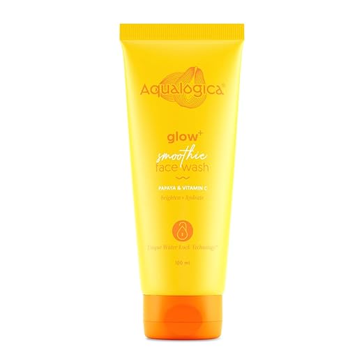 Aqualogica-Glow+-Smoothie-Face-Wash