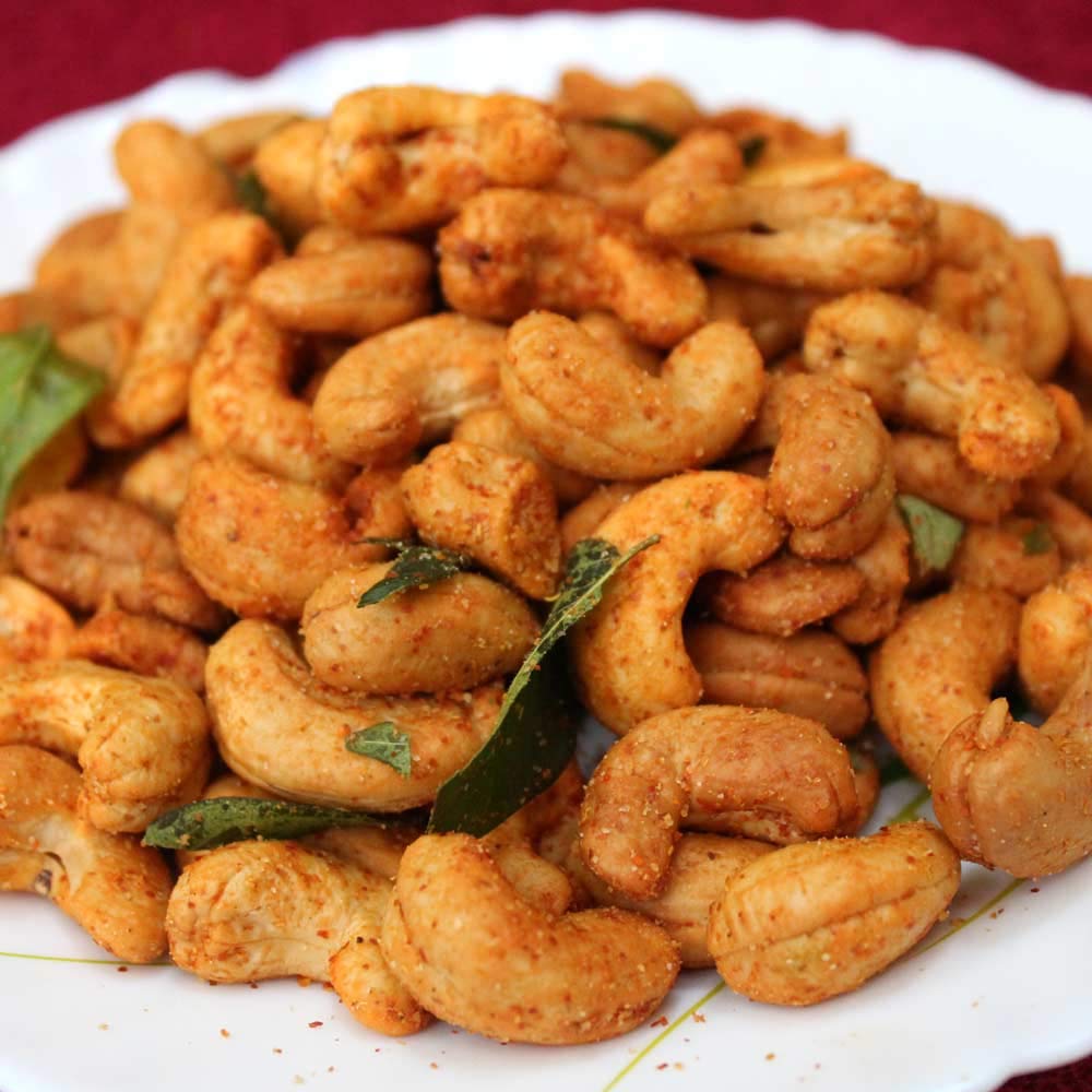 Naturogin Fried Spicy Hot Kaju 