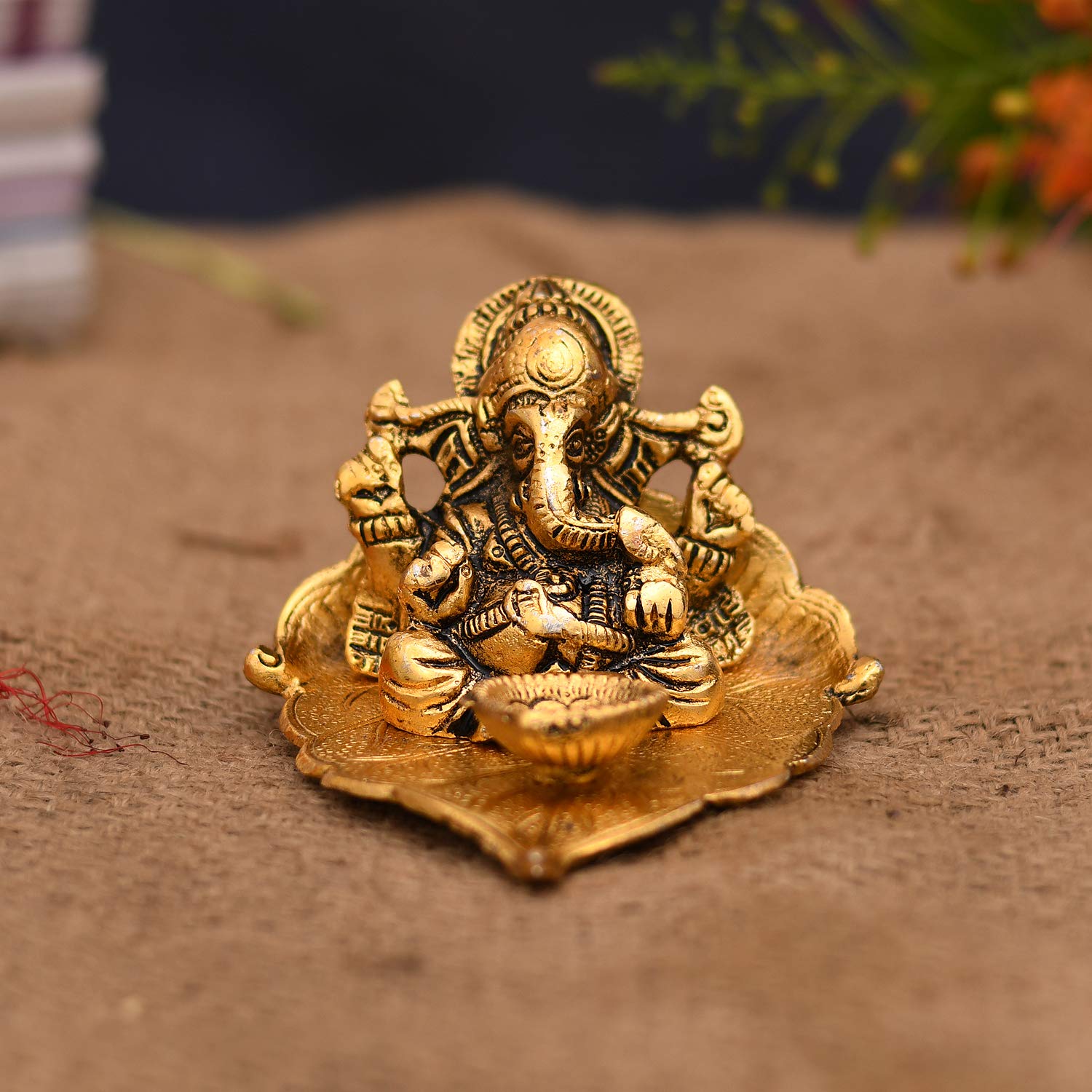 Collectible India Return Gift Ganesh Idol on Leaf