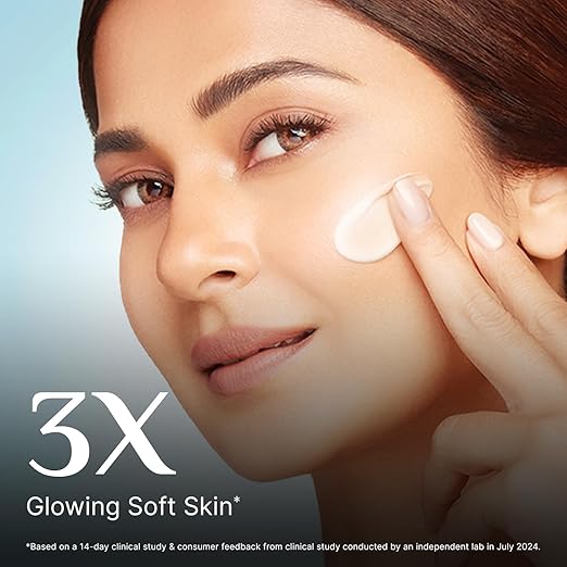Pilgrim Squalane Glow Moisturizer With Niacinamide & Vitamin C