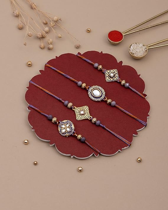 Hyperfoods® 4 Rakhi With Dry Fruits Combo