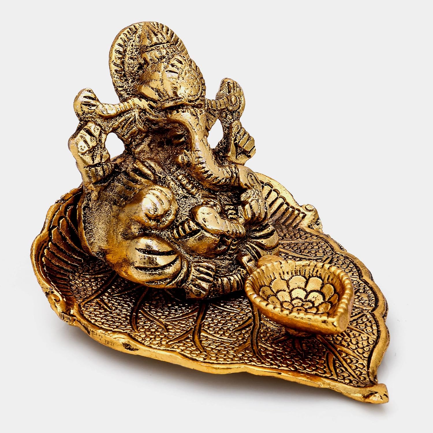 Collectible India Return Gift Ganesh Idol on Leaf