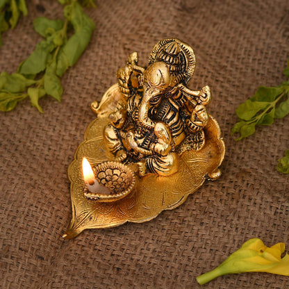 Collectible India Return Gift Ganesh Idol on Leaf