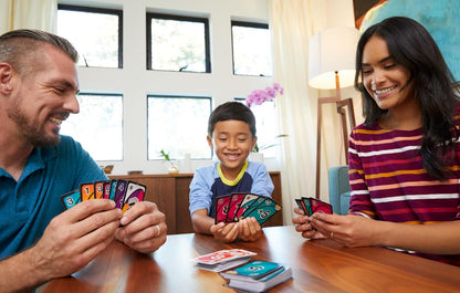 Mattel UNO Flip - Double Sided Card Game