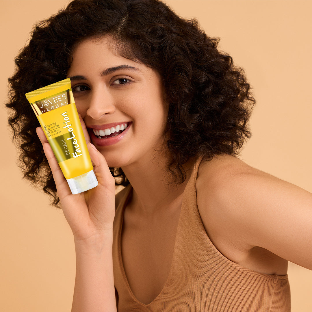 Jovees De-Tan Lotion SPF 40 PA++