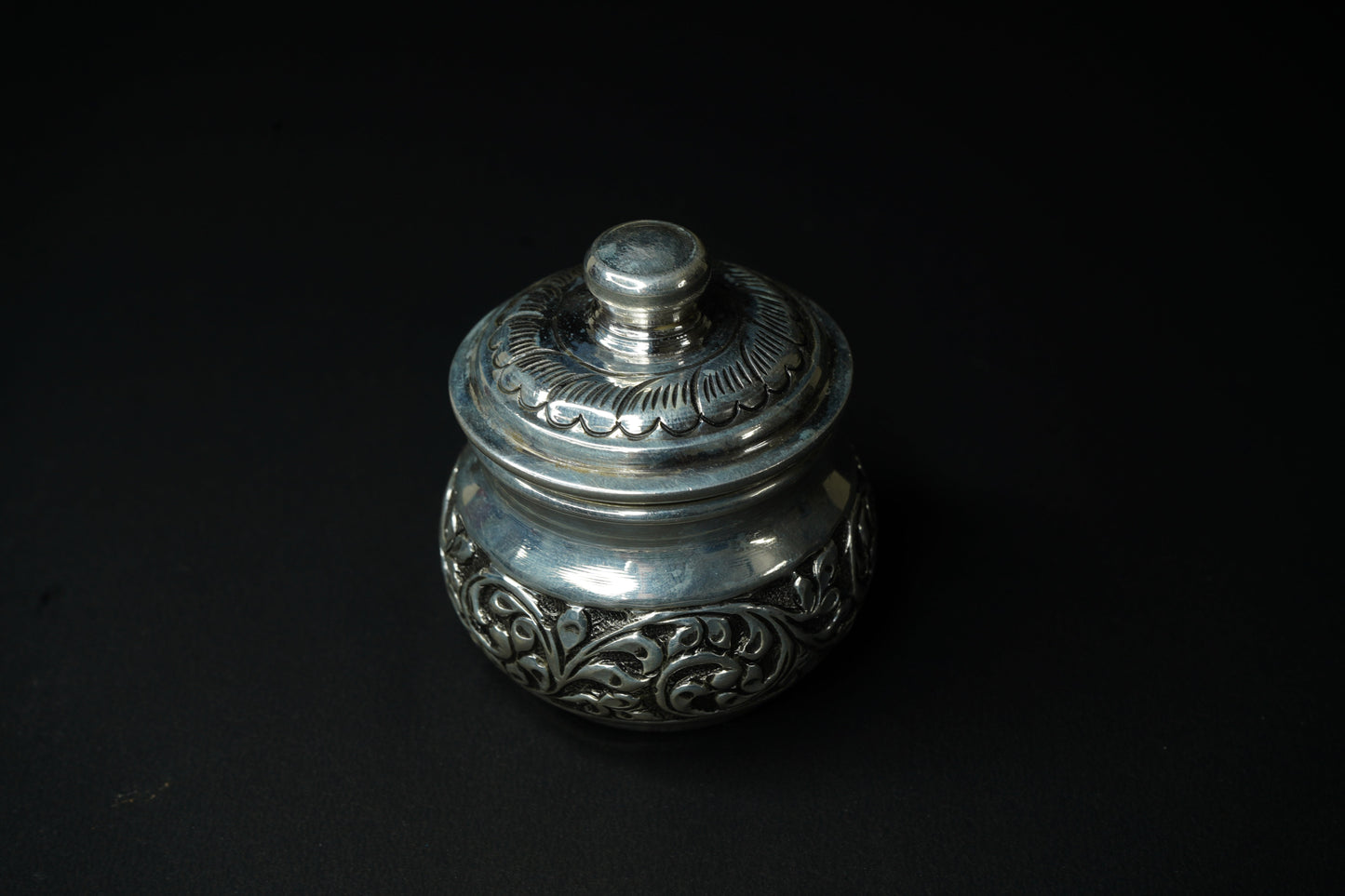 Pure Silver Antique Silver Kumkum Box