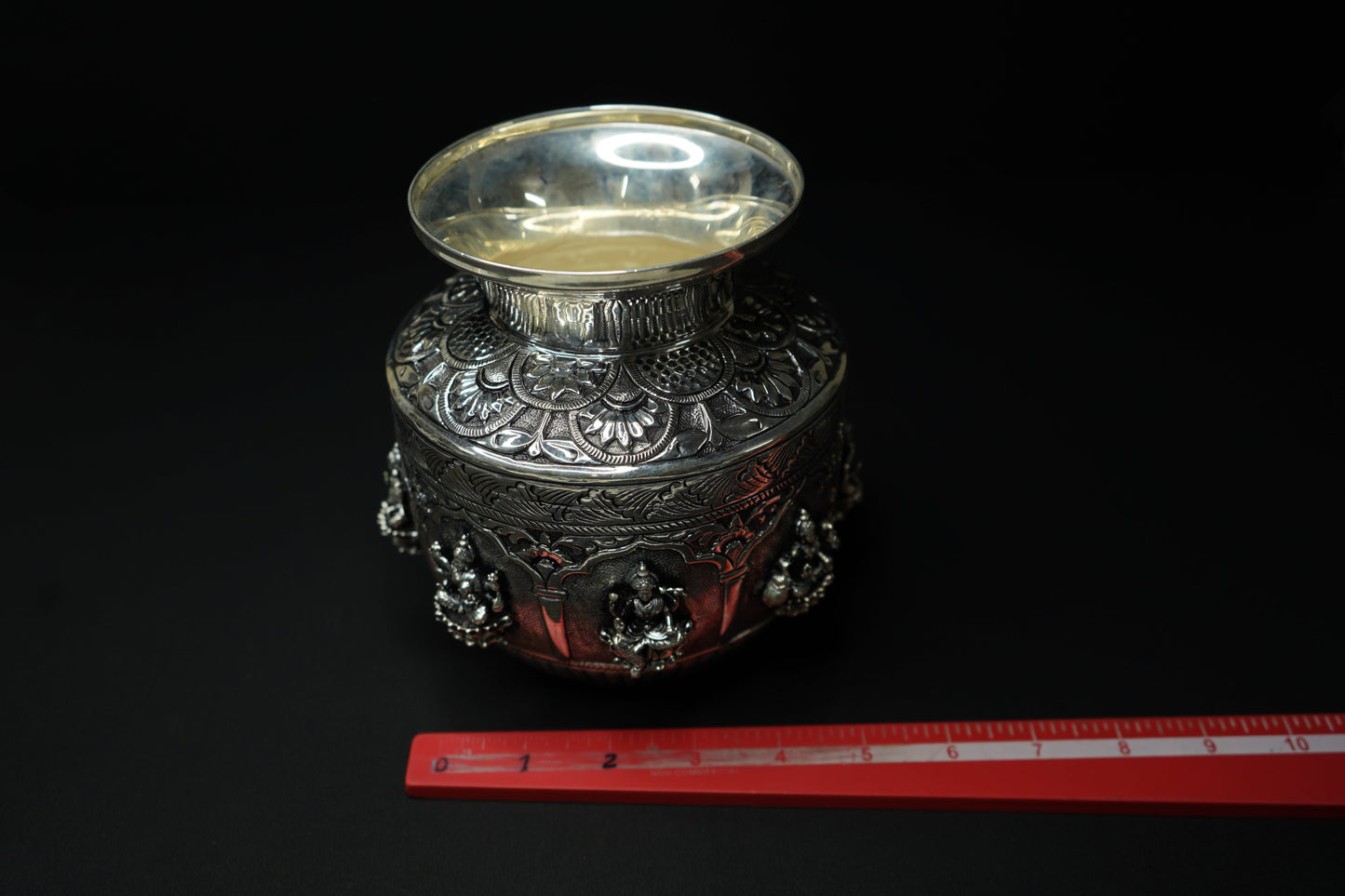 Antique Silver Astha Laxmi Kalasham