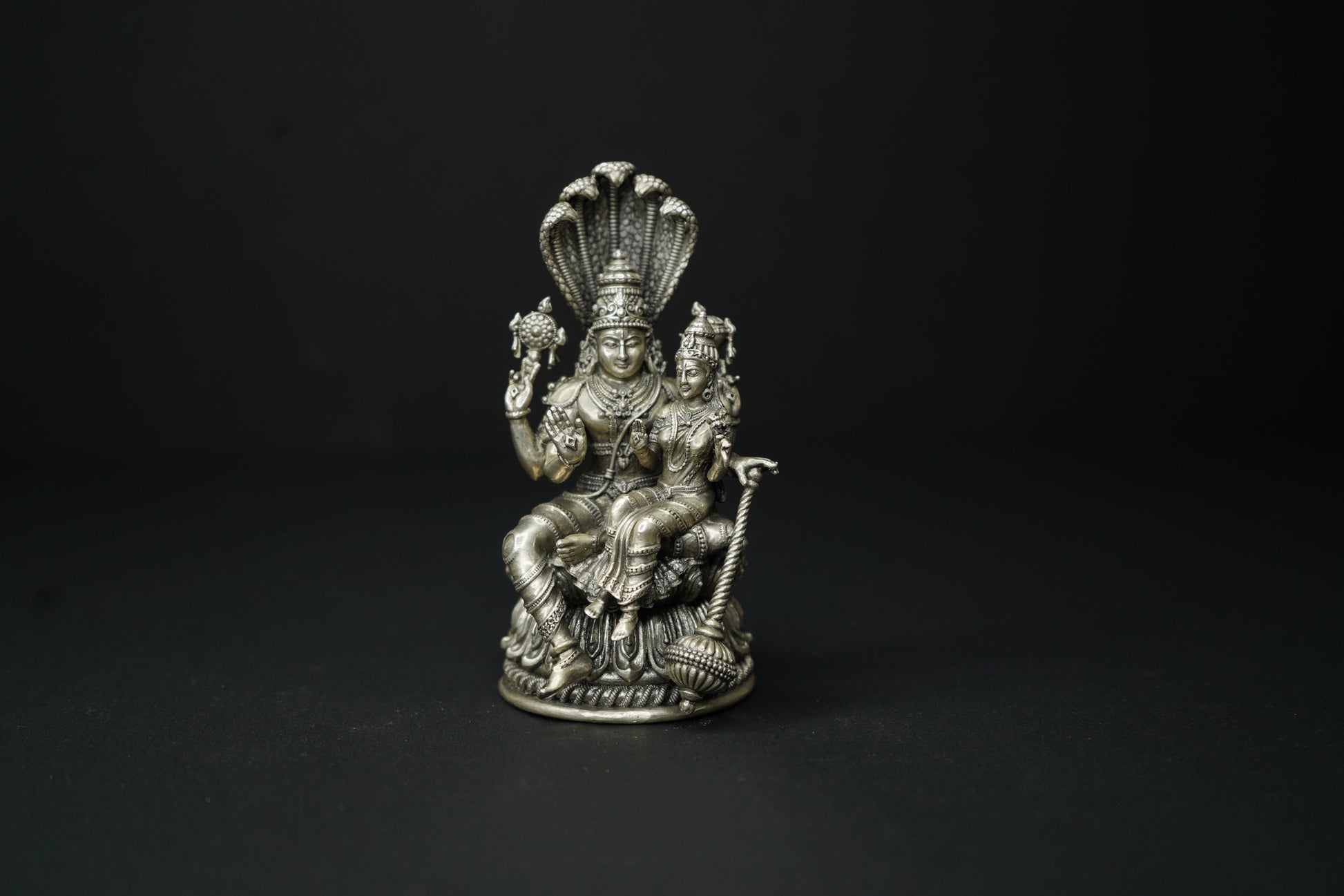 Pure Silver 3D Maha Vishnu Lakshmidevi Idol