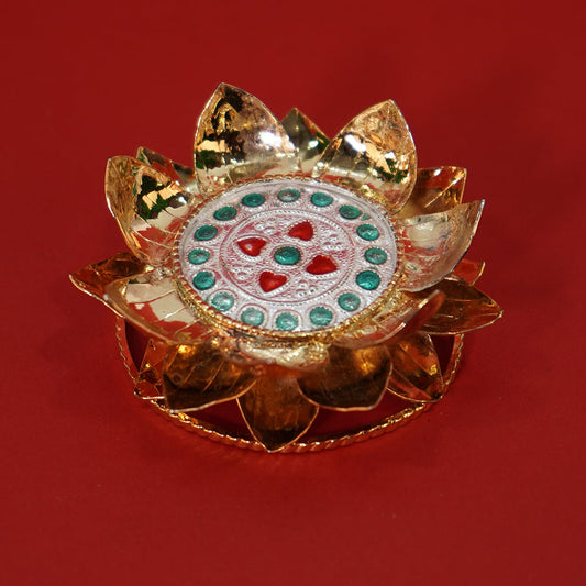 Pure Silver Lotus Stand Gold Plated 38g