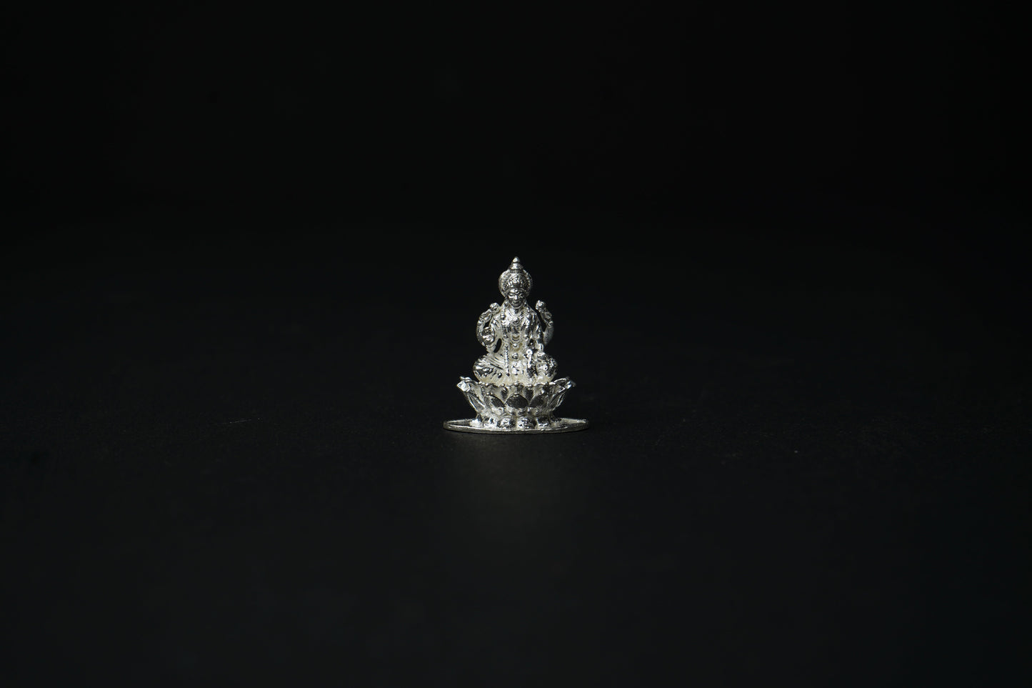 Pure Silver Lakshmi Idol 7.41g - PUSHMYCART