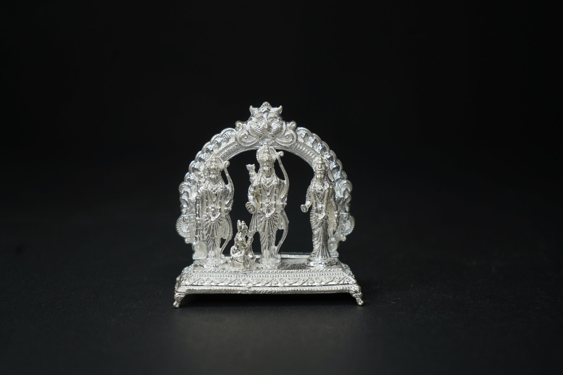 Pure Silver Sita Rama With Lakshman And Hanuman Idol 72.58g - PUSHMYCART