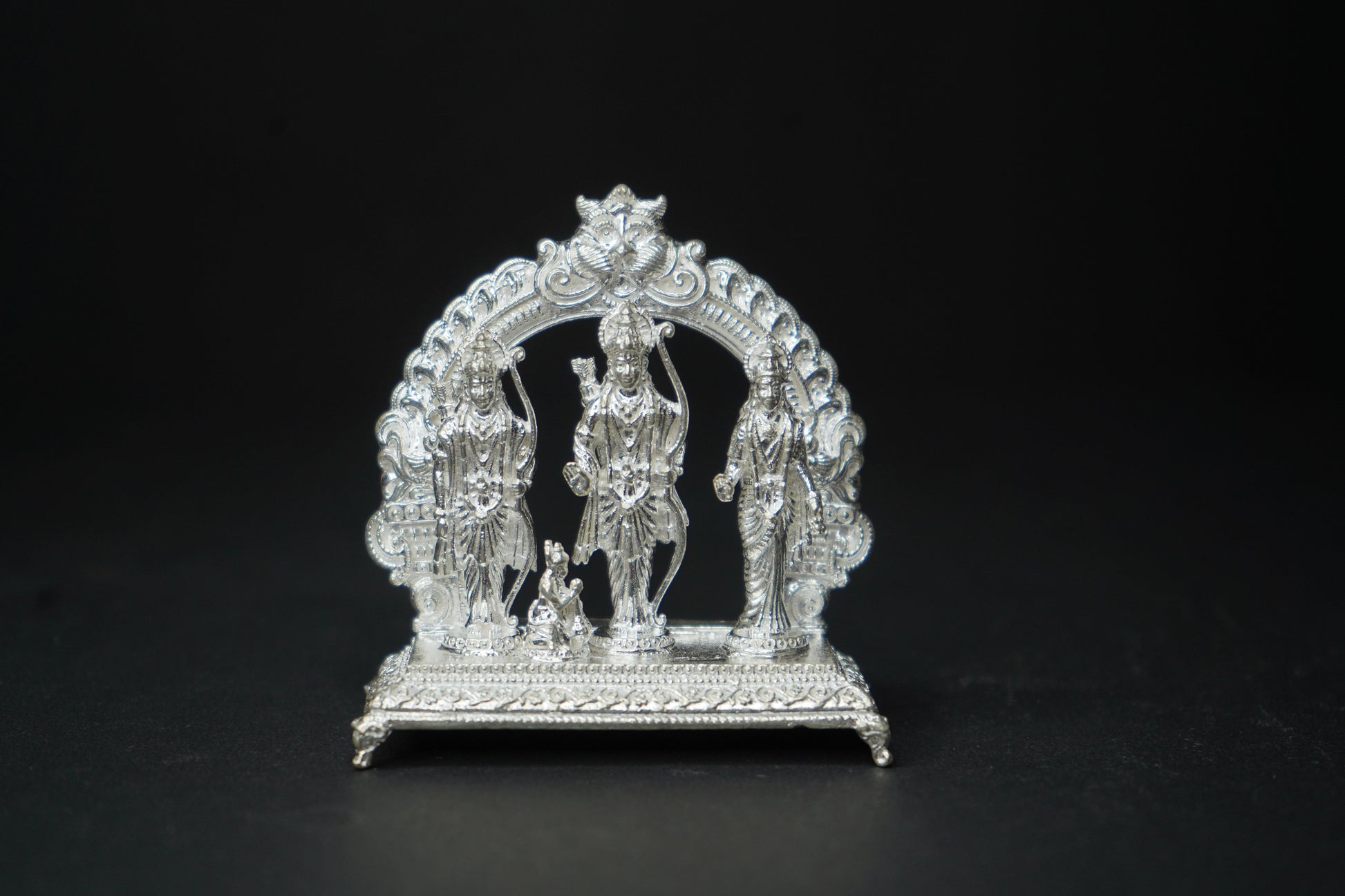 Pure Silver Jai Sree Ram Family With Arch Idol 125.50 grams - PUSHMYCART