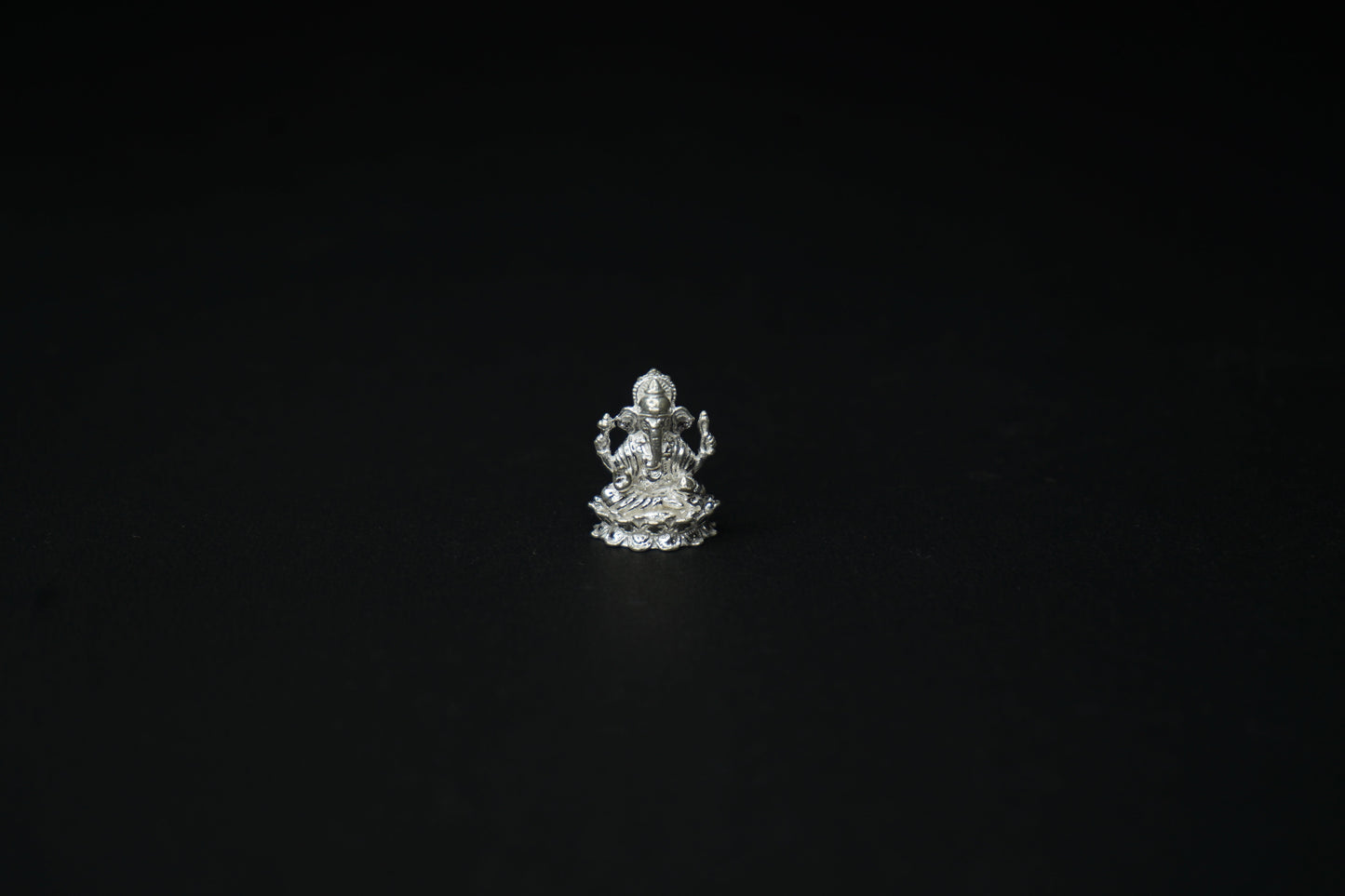 Pure Silver Bappa Morya Ganesh Idol 12.07g - PUSHMYCART