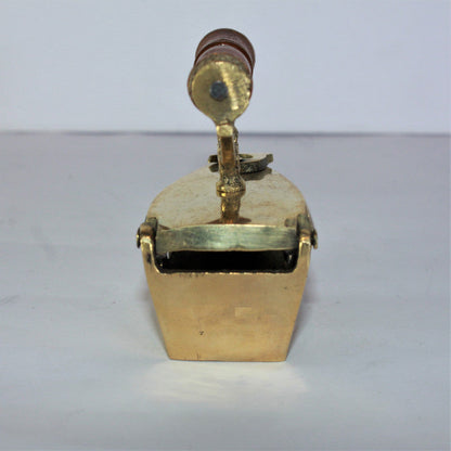 Brass Press Iron Showpiece