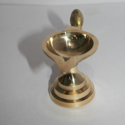 Brass Table Diya Deepak With Handle