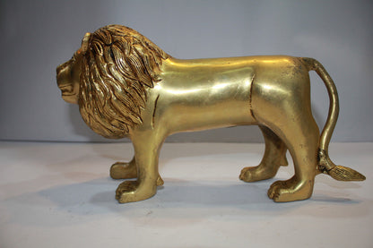 Brass Showpiece Lion Statue