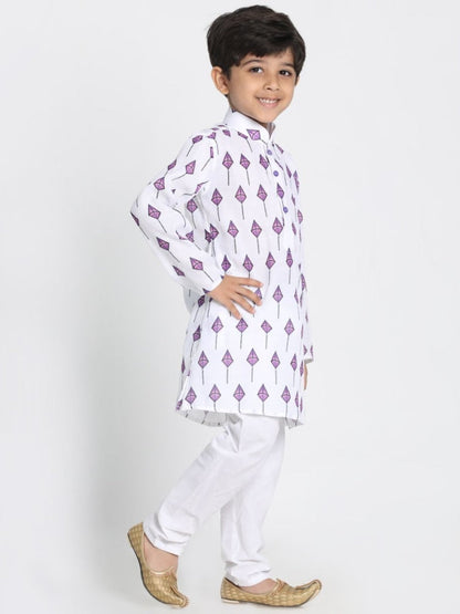 Vastramay Boy's White cotton printed Kurta set is so adorable