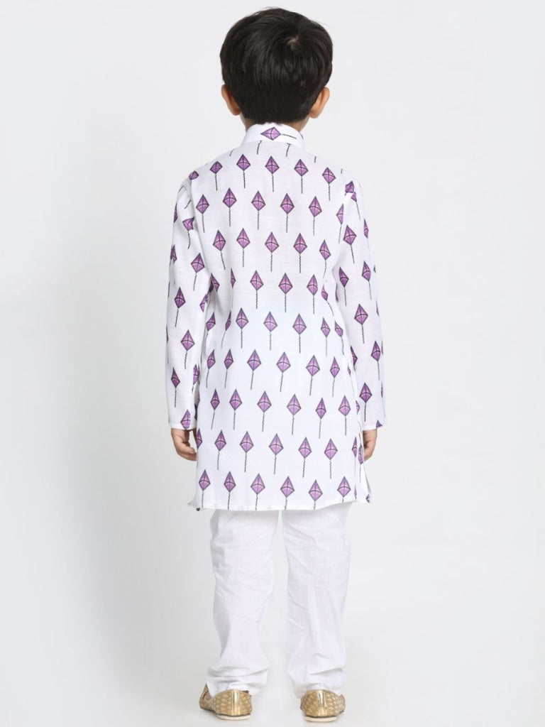 Vastramay Boy's White cotton printed Kurta set is so adorable