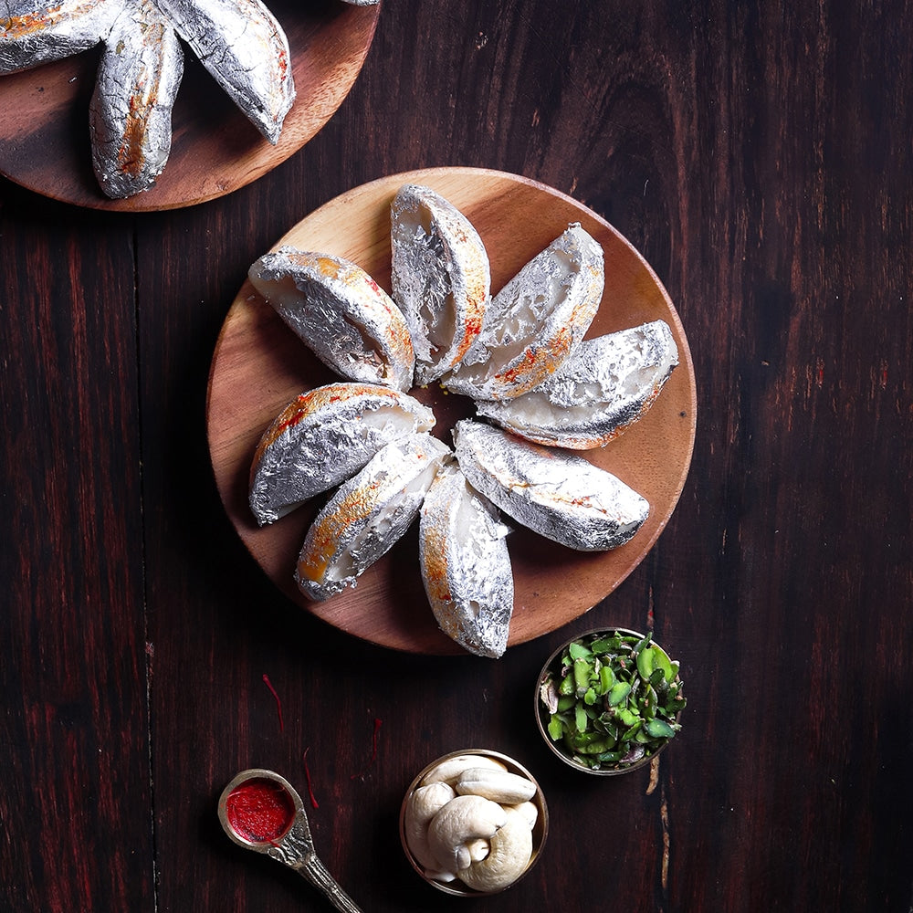 Mithos Kaju Baked Gujiya - PUSHMYCART