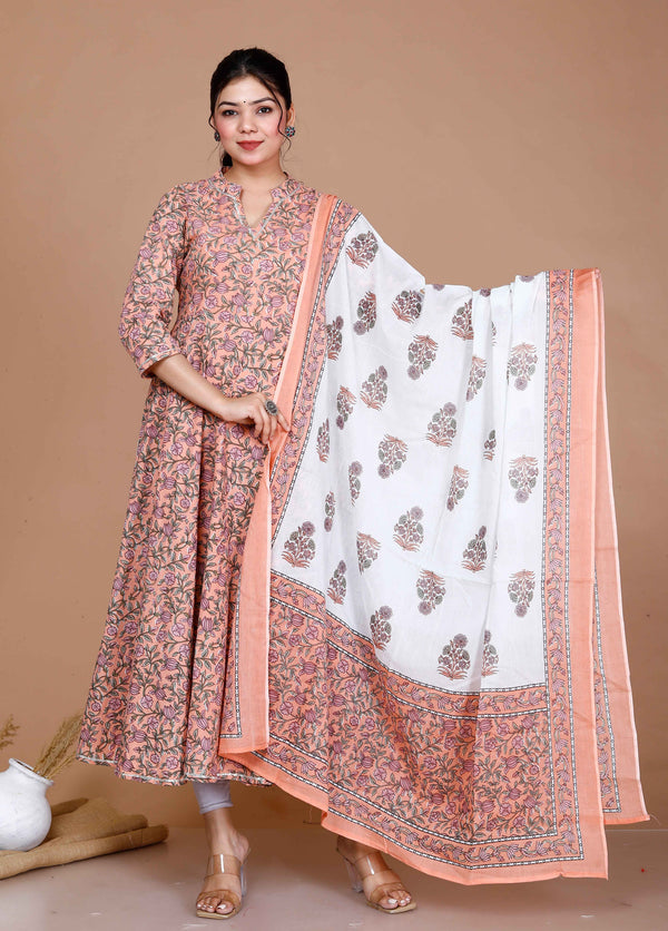 Miravan Women'S Surpassing Orange Partywear Floral Printed Anarkali Kurta Dupatta