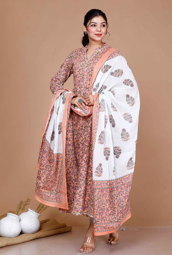 Miravan Women'S Surpassing Orange Partywear Floral Printed Anarkali Kurta Dupatta