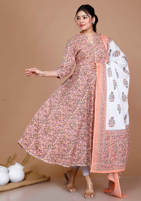 Miravan Women'S Surpassing Orange Partywear Floral Printed Anarkali Kurta Dupatta