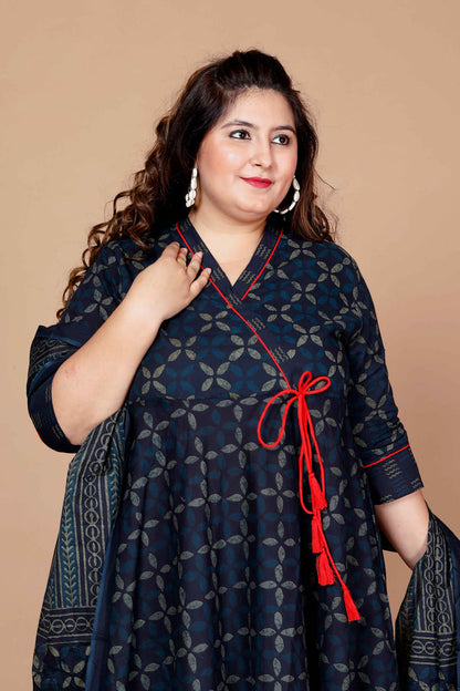 Miravan Women'S Plus Size Abstract Printed & Tasseles Angrakha Kurta With Blue Dupatta Set