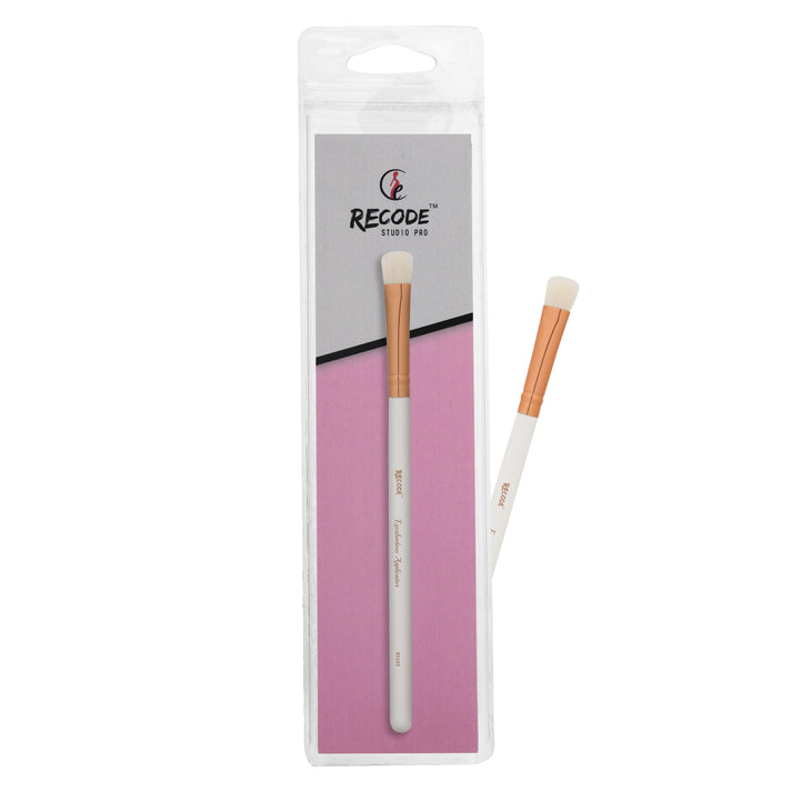 Recode-EYESHADOW-APPLICATOR-Brush