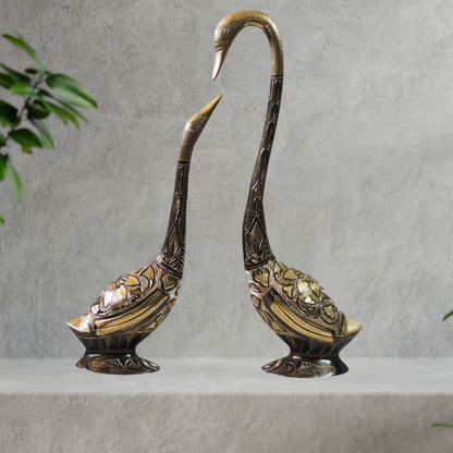 Brass Showpiece Duck Pair Statue With Color Finish