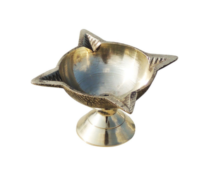 Brass Table Oil Lamp Deepak 4 Wicks