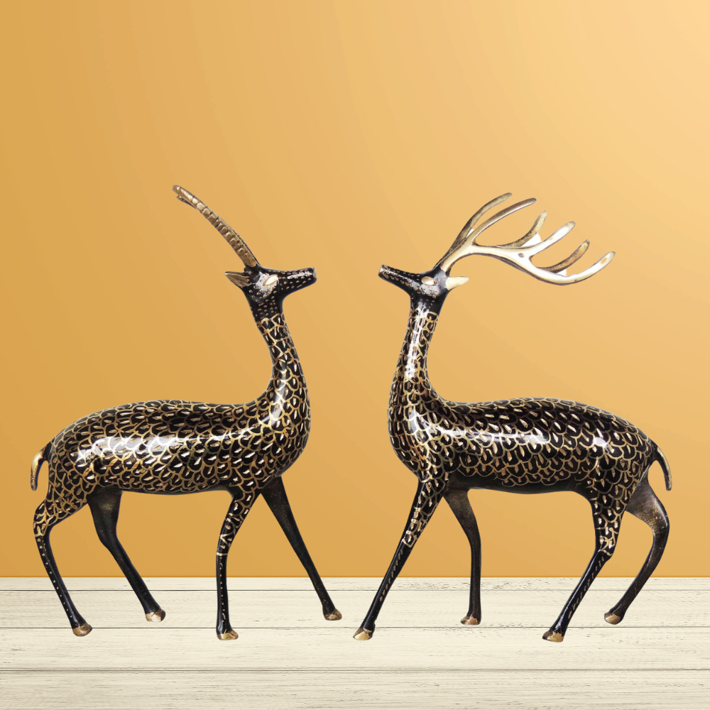 Brass Showpiece Deer Pair Statue With Black Finish