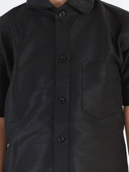 Vastramay Men's And Boys Black Solid Silk Blend Half Sleeve Ethnic Shirt