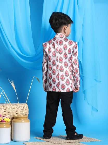 Vastramay boys cream base multi color printed blazer