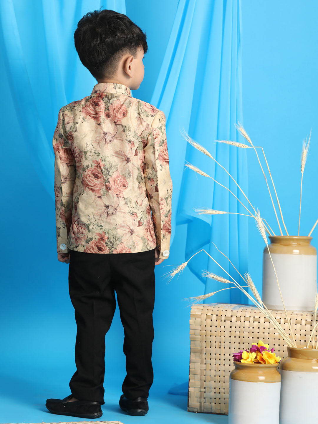 Vastramay boys beige color printed jodhpuri