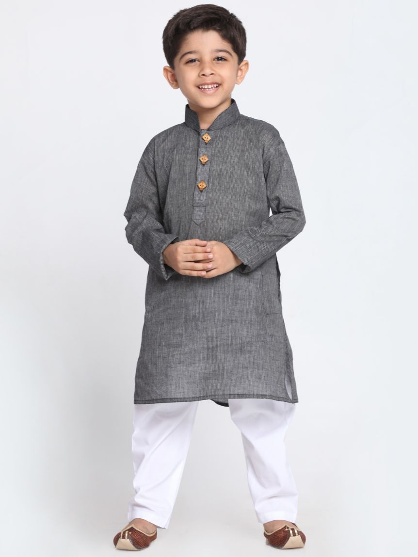 Vastramay  Boys Black Handloom Pure Cotton Kurta