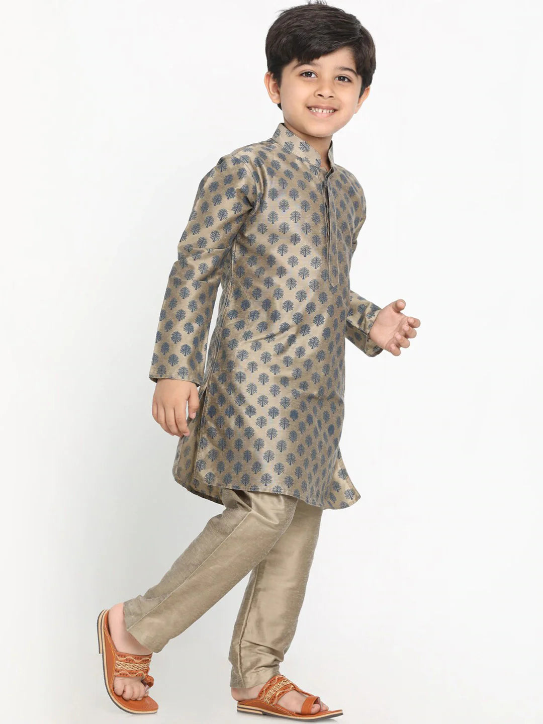 Vastramay Boy's Chiku Brown Printed Kurta With Pyjama Set