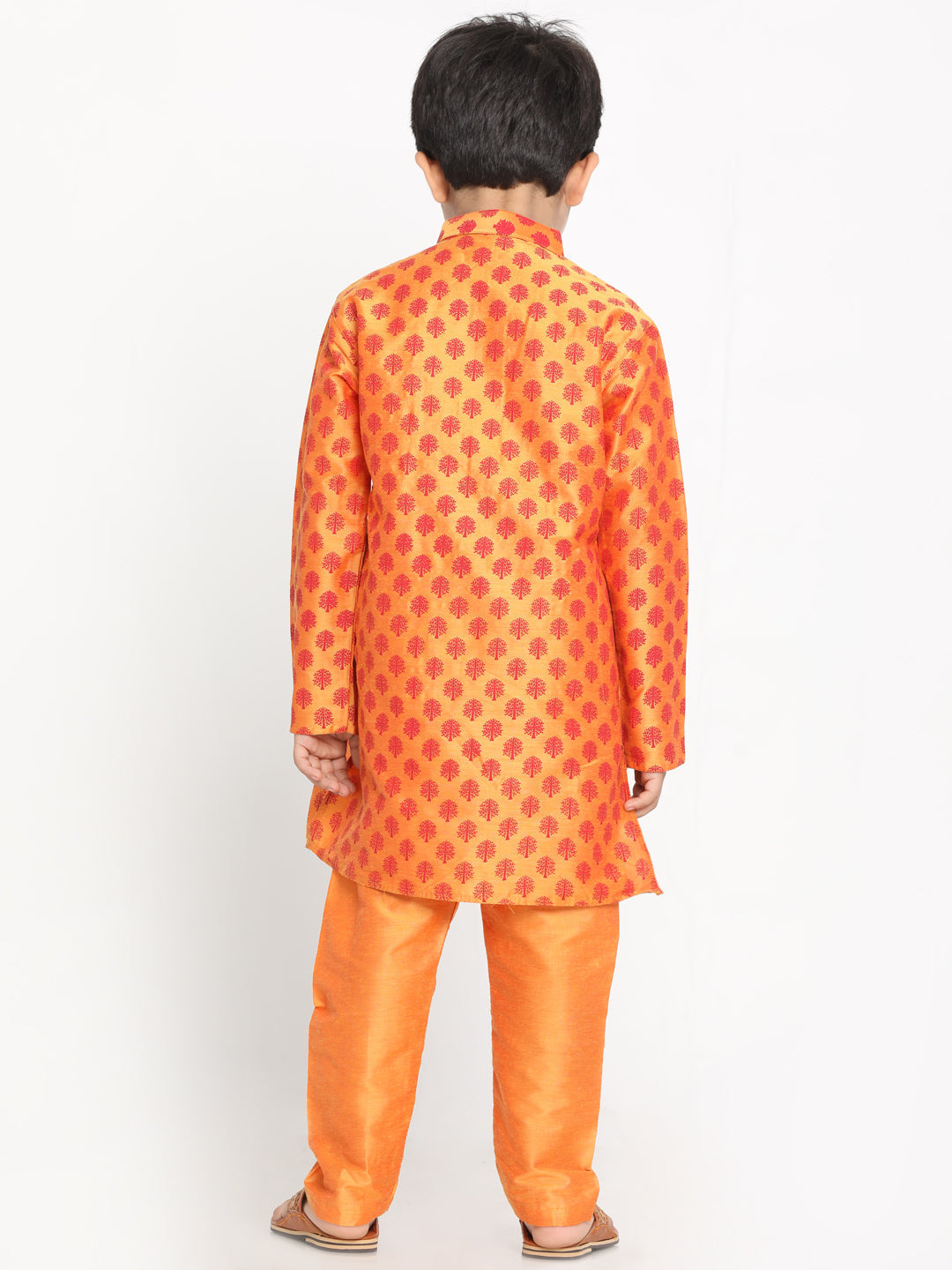 VASTRAMAY Orange Silk Blend Ethnic Print Kurta Pyjama Sibling Set